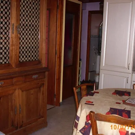 Vaque Les *